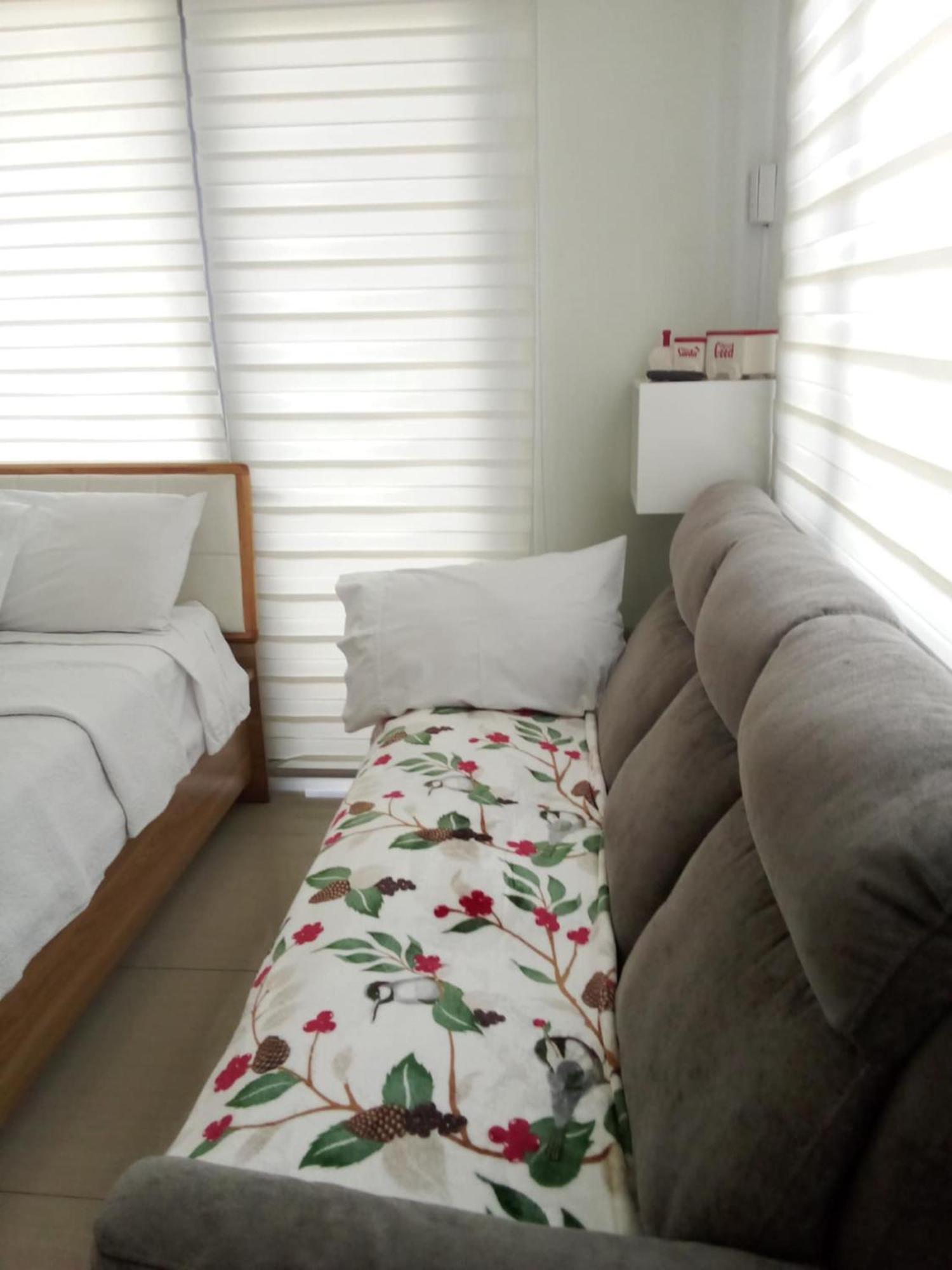 The Splendor Comfortable Living By Awsom Phil Pasay Eksteriør bilde